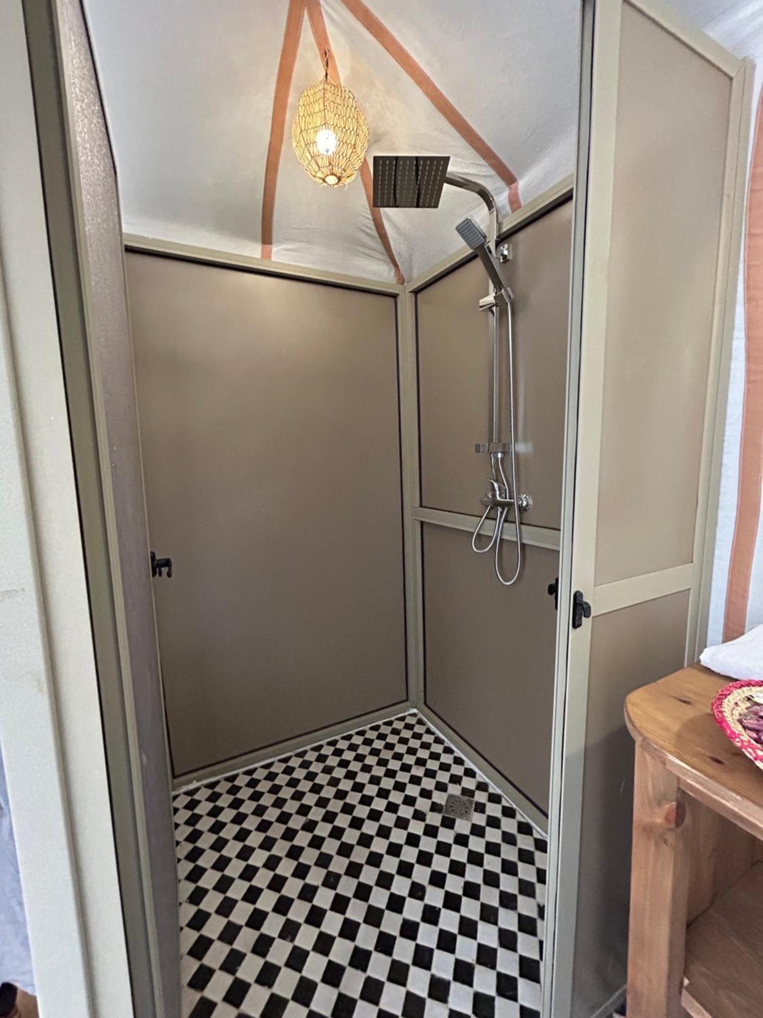 Desert Luxury Camp 메르주가 외부 사진